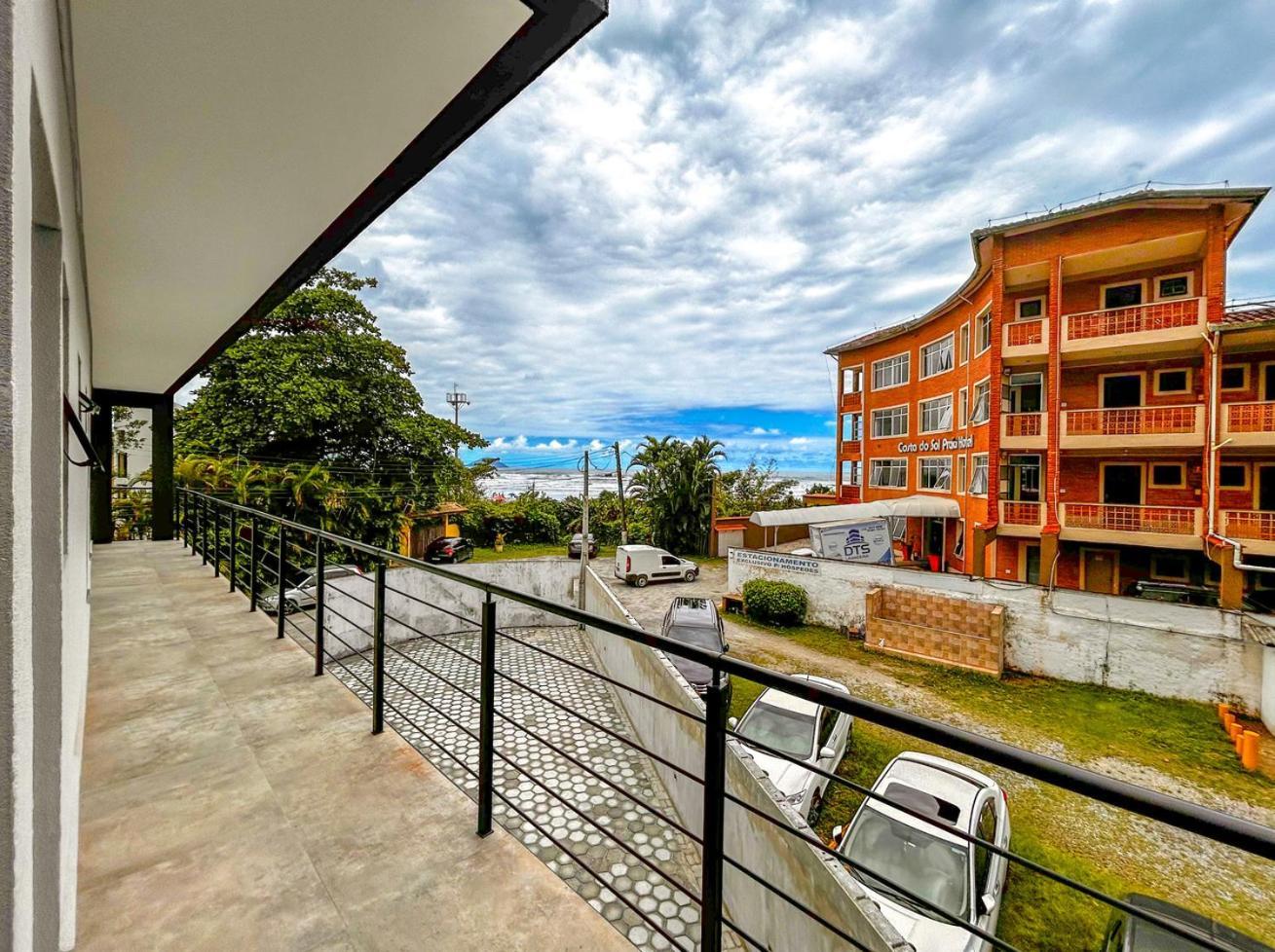 Incrivel Flat A Beira Mar Na De Guaratuba Sp * Bertioga